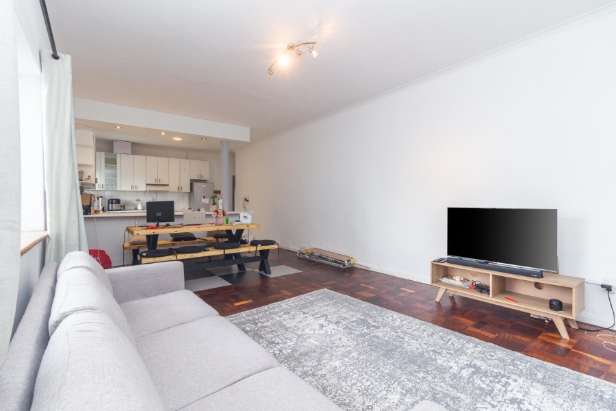 2 Bedroom Property for Sale in Vredehoek Western Cape